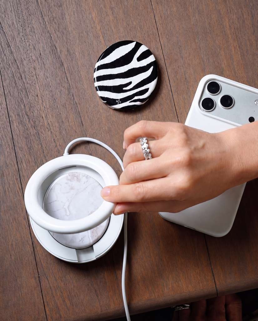 ALMA Wireless Charger