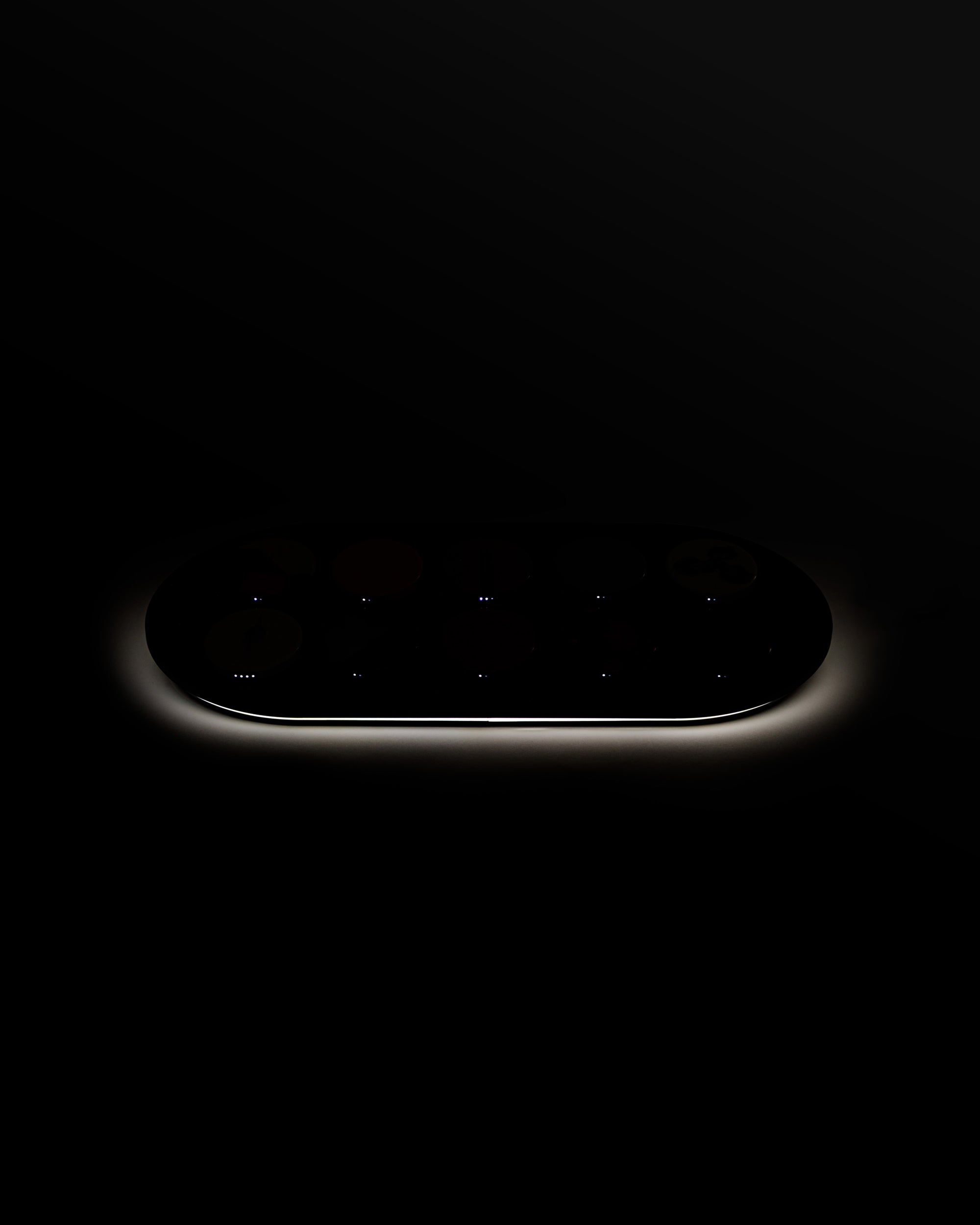 10 ALMA Charging Pad