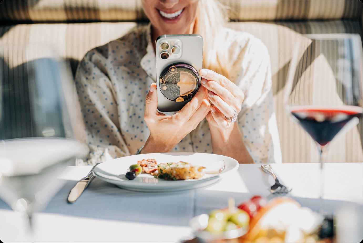 ALMA Wireless Charger